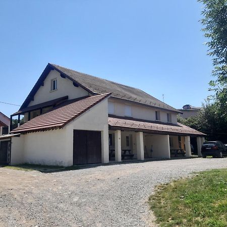 Gogo Location 1 Forest-Saint-Julien Exterior foto